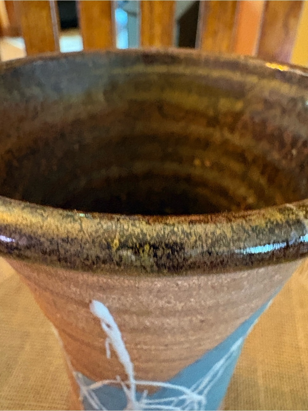 Vintage Tom Homann Signed Studio Art Pottery Vase Abstract Slip Trailing Design - Picture 4 of 14